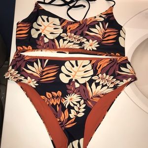 Large Cupshe bathing suit.  New without tags.